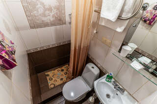 Мини-отель Арт-Хаус Санкт-Петербург Стандартный двухместный номер с 1 кроватью или 2 отдельными кроватями-10